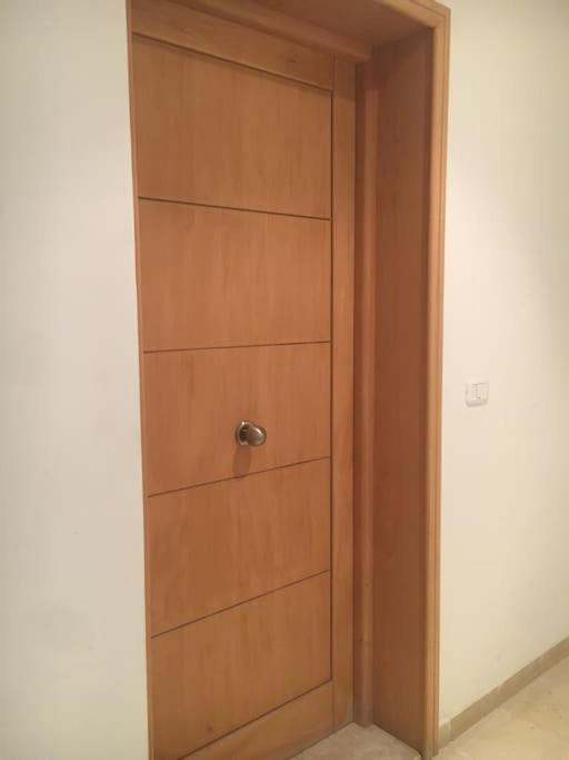 Appartement Simple Et Propre Sfax Luaran gambar